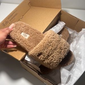 Cozetta Curly UGG sandals